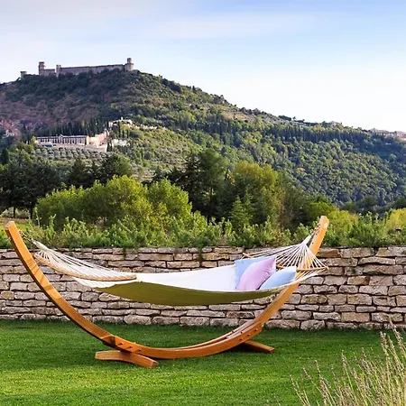 Villa Valecchie Sleeps 6 Pool Air Con Wifi *